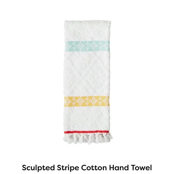 The Pioneer Woman Other - Pioneer Woman Sculpted Stripe Hand Towel Only - set of 2 pcs